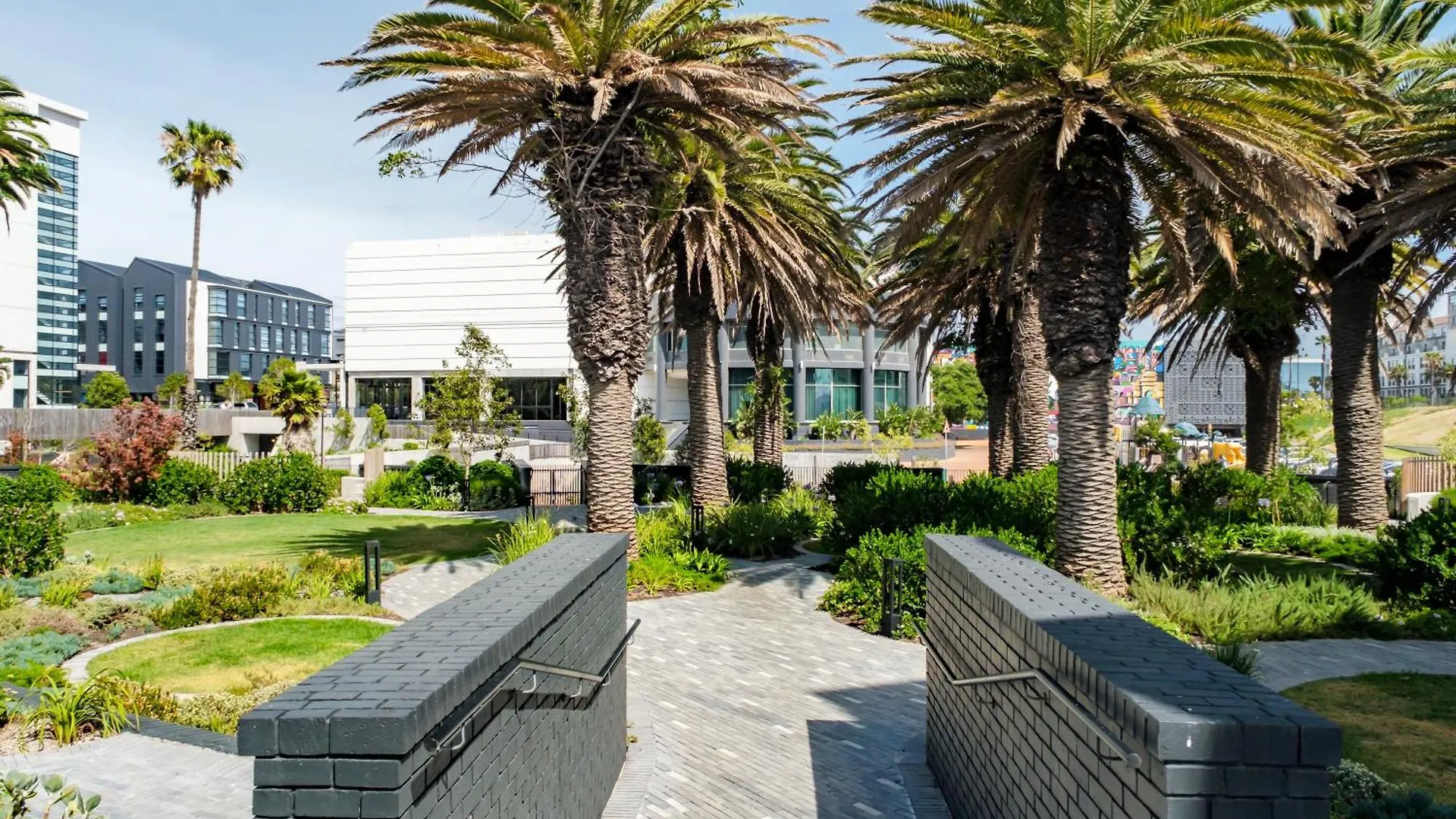 Belina - Nine Palms Premier Apartment Cape Town