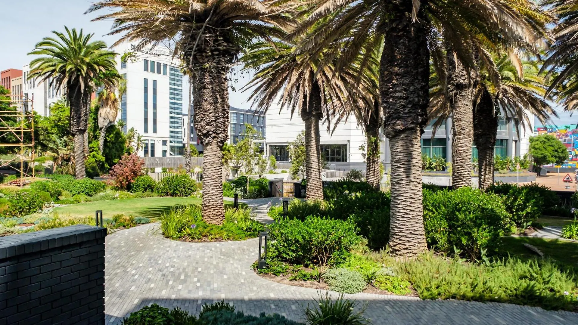 Belina - Nine Palms Premier Apartment Cape Town