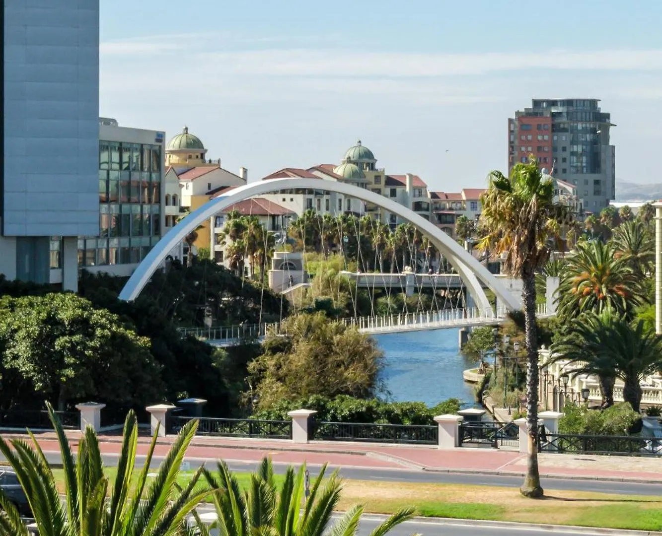 Belina - Nine Palms Premier Apartment Cape Town