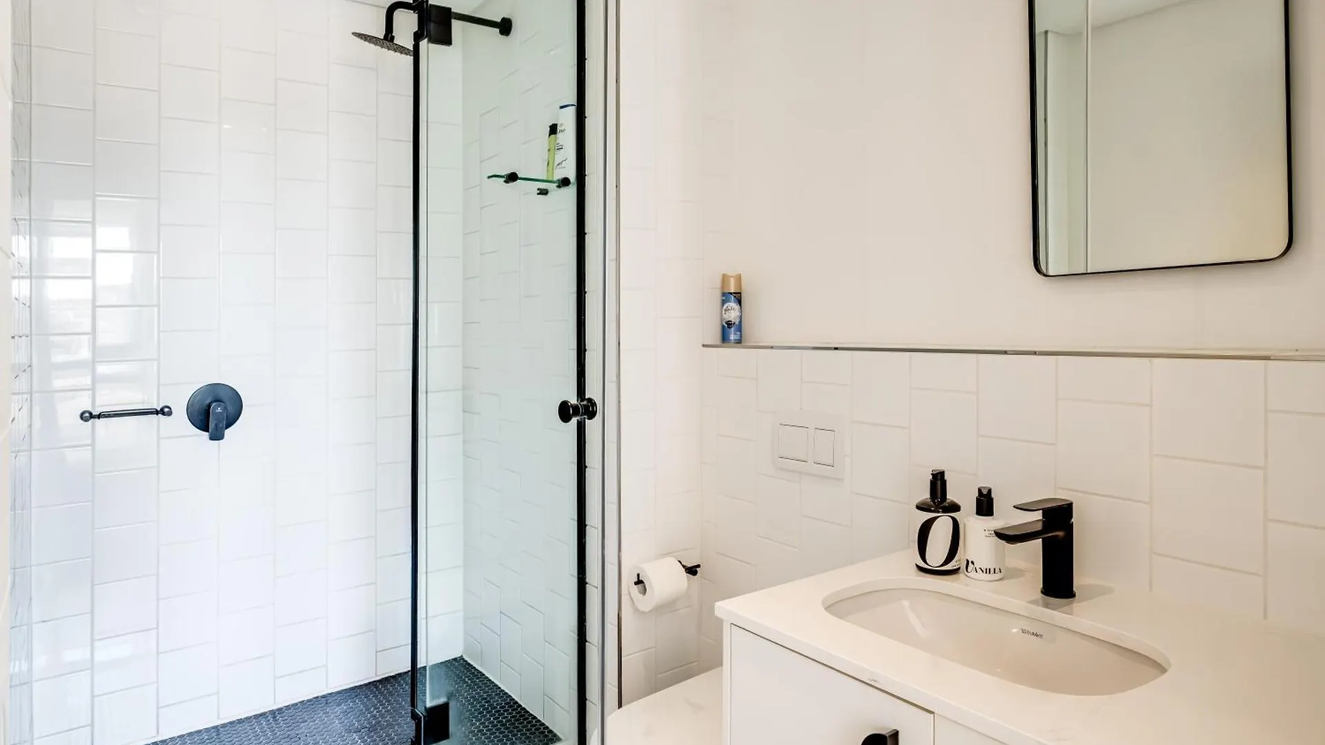 Belina - Nine Palms Premier Apartment Cape Town