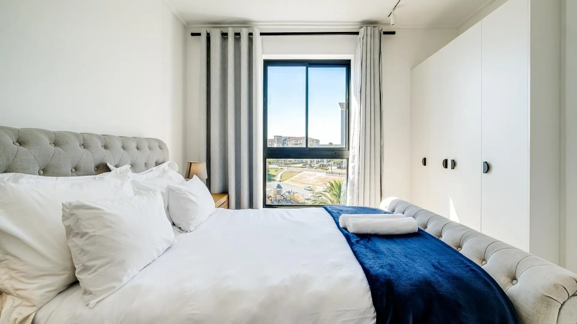 Belina - Nine Palms Premier Apartment Cape Town